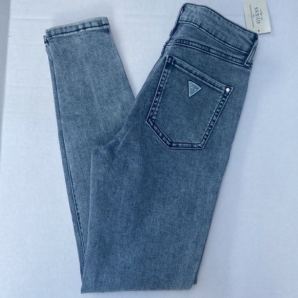 New GUESS 1981 Skinny Jeans SZ 26R - Picture 5 of 11